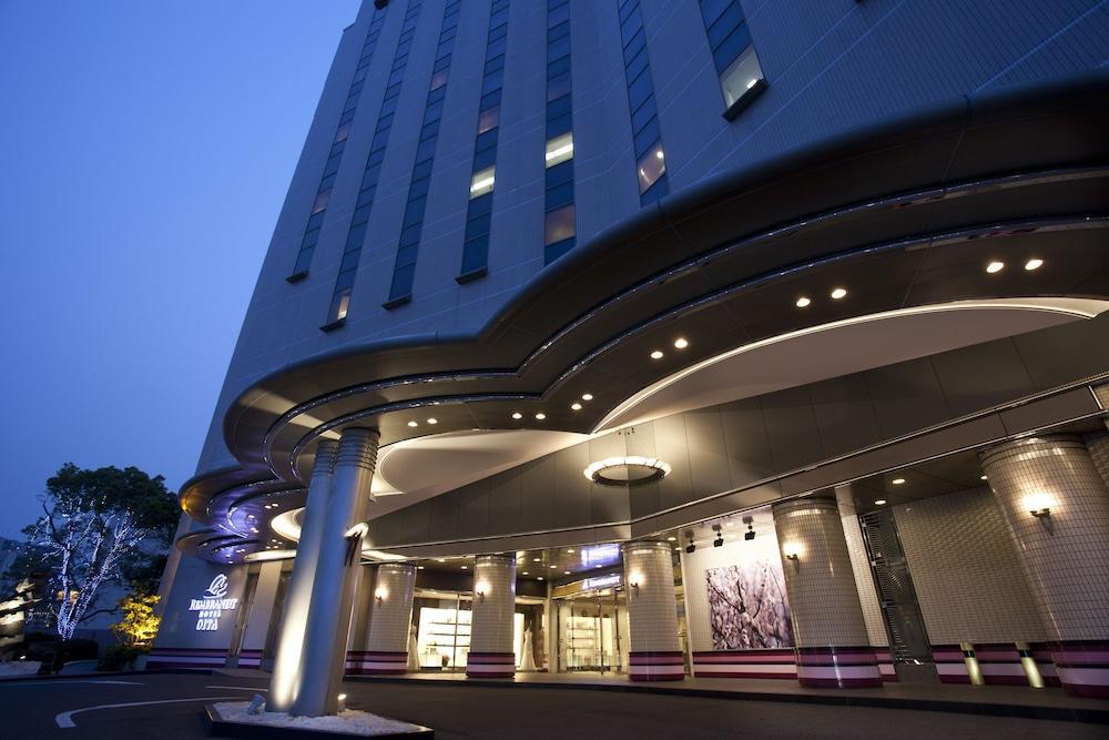 Rembrandt Hotel Oita Exterior foto